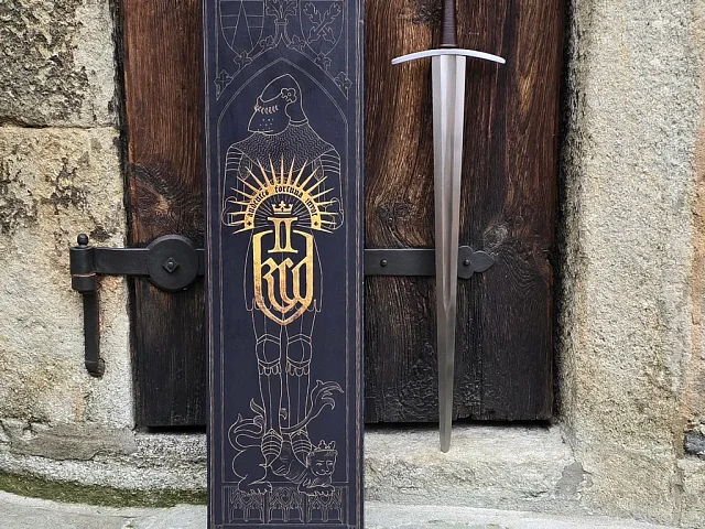 Obrázek INVICTUS oficiální meč Kingdom Come: Deliverance II